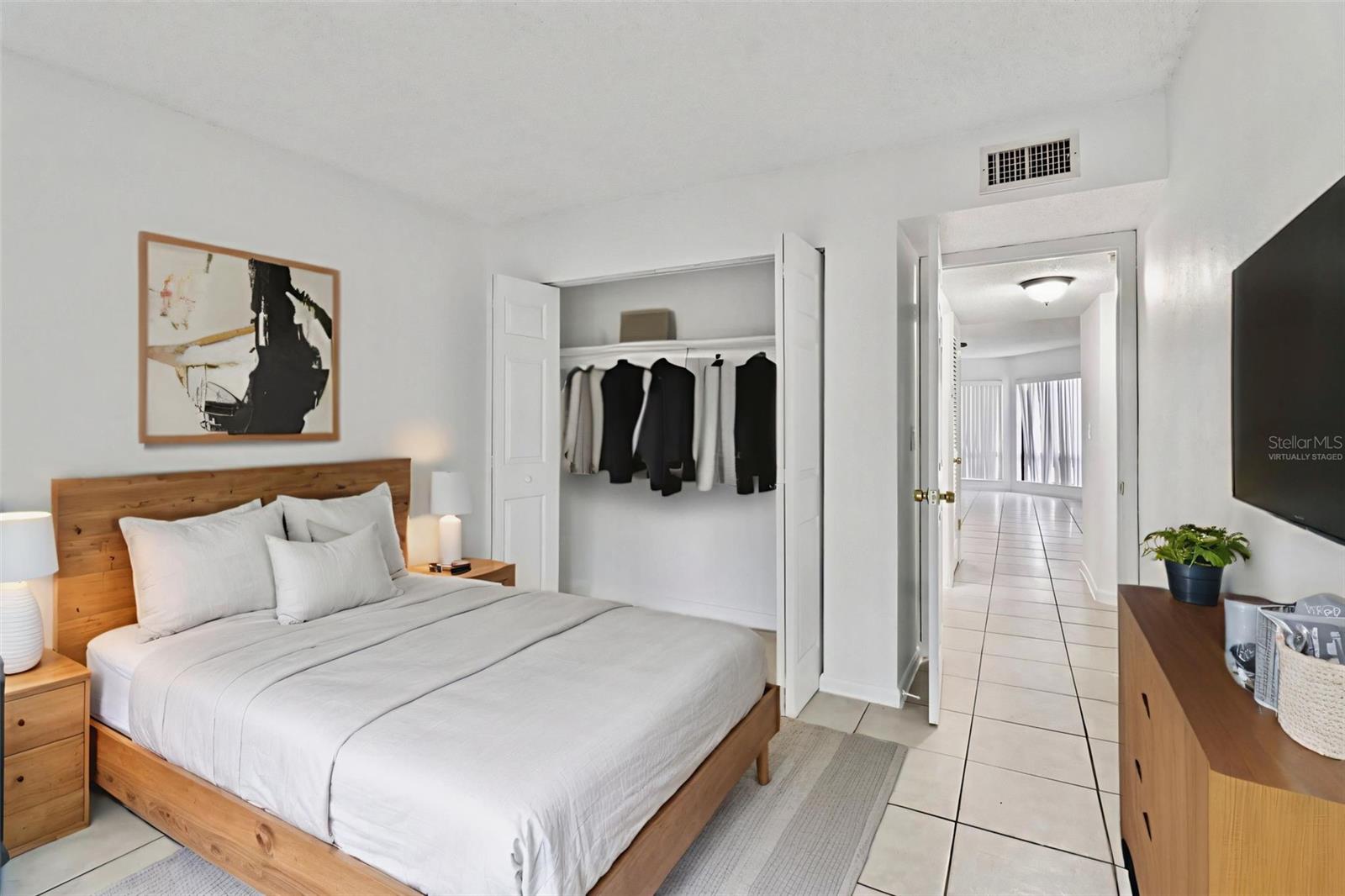 Image 12 of 19 For 4369 Aqua Vista Drive 16-c