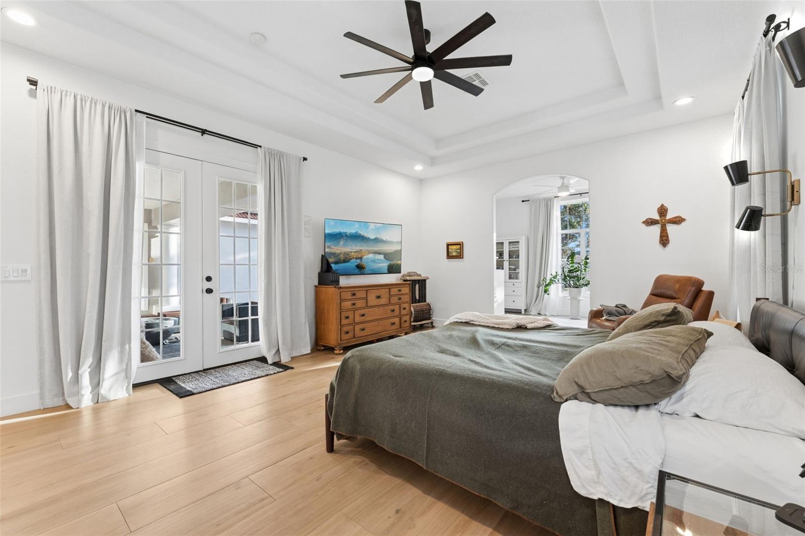 Image 20 of 57 For 5825 Oxford Moor Boulevard