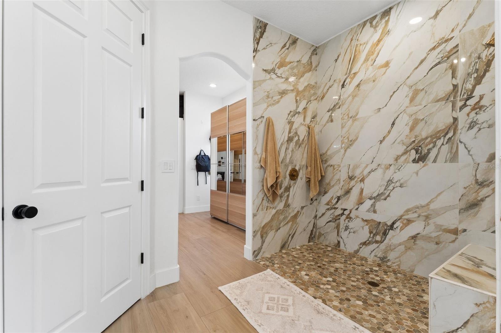 Image 22 of 57 For 5825 Oxford Moor Boulevard