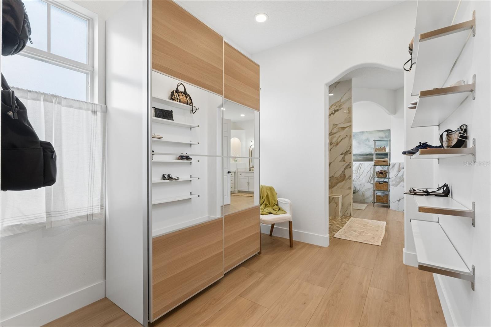 Image 28 of 57 For 5825 Oxford Moor Boulevard