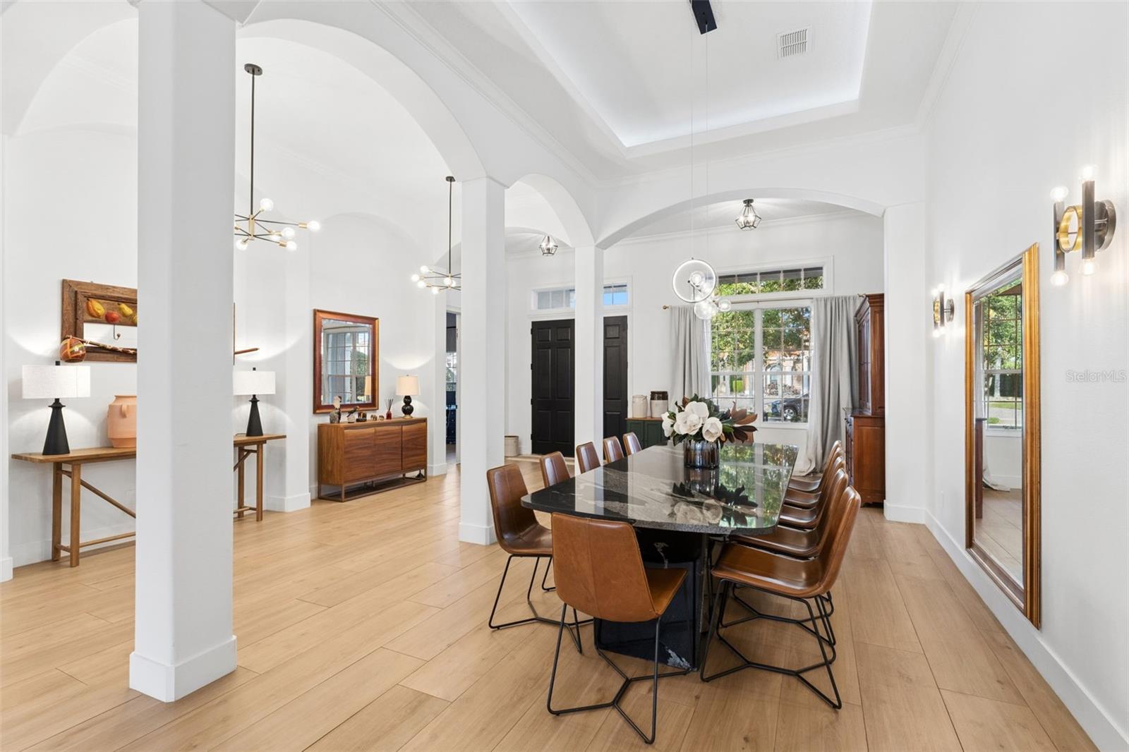 Image 5 of 57 For 5825 Oxford Moor Boulevard