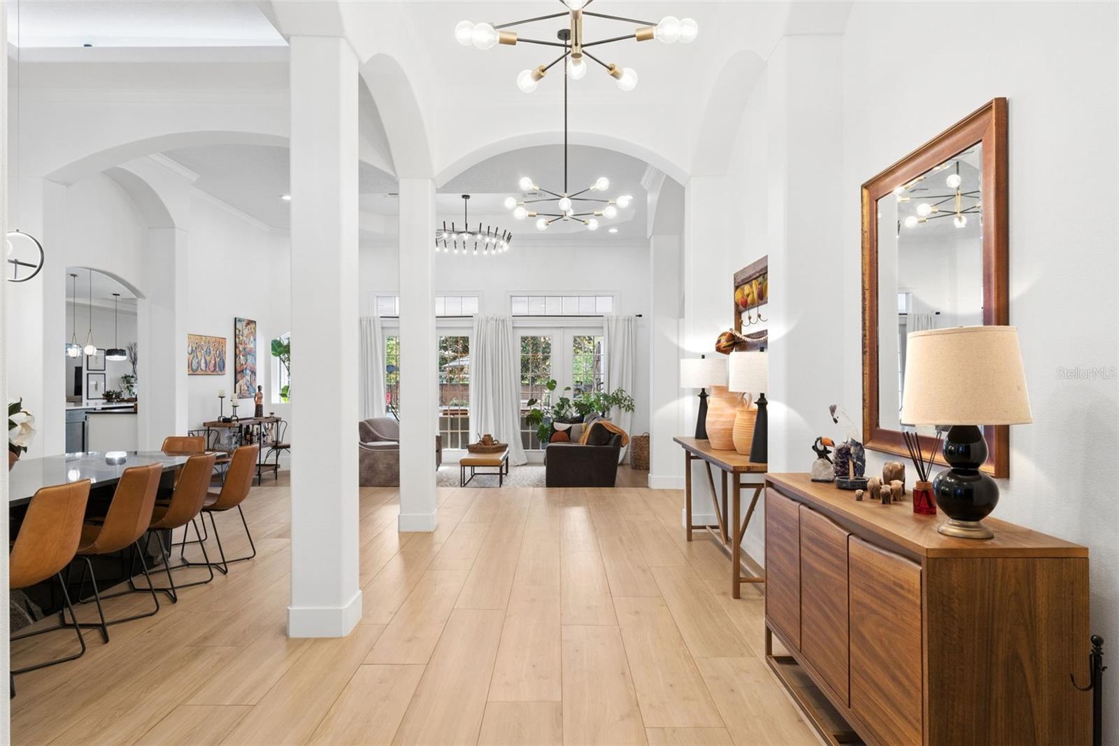 Image 6 of 57 For 5825 Oxford Moor Boulevard