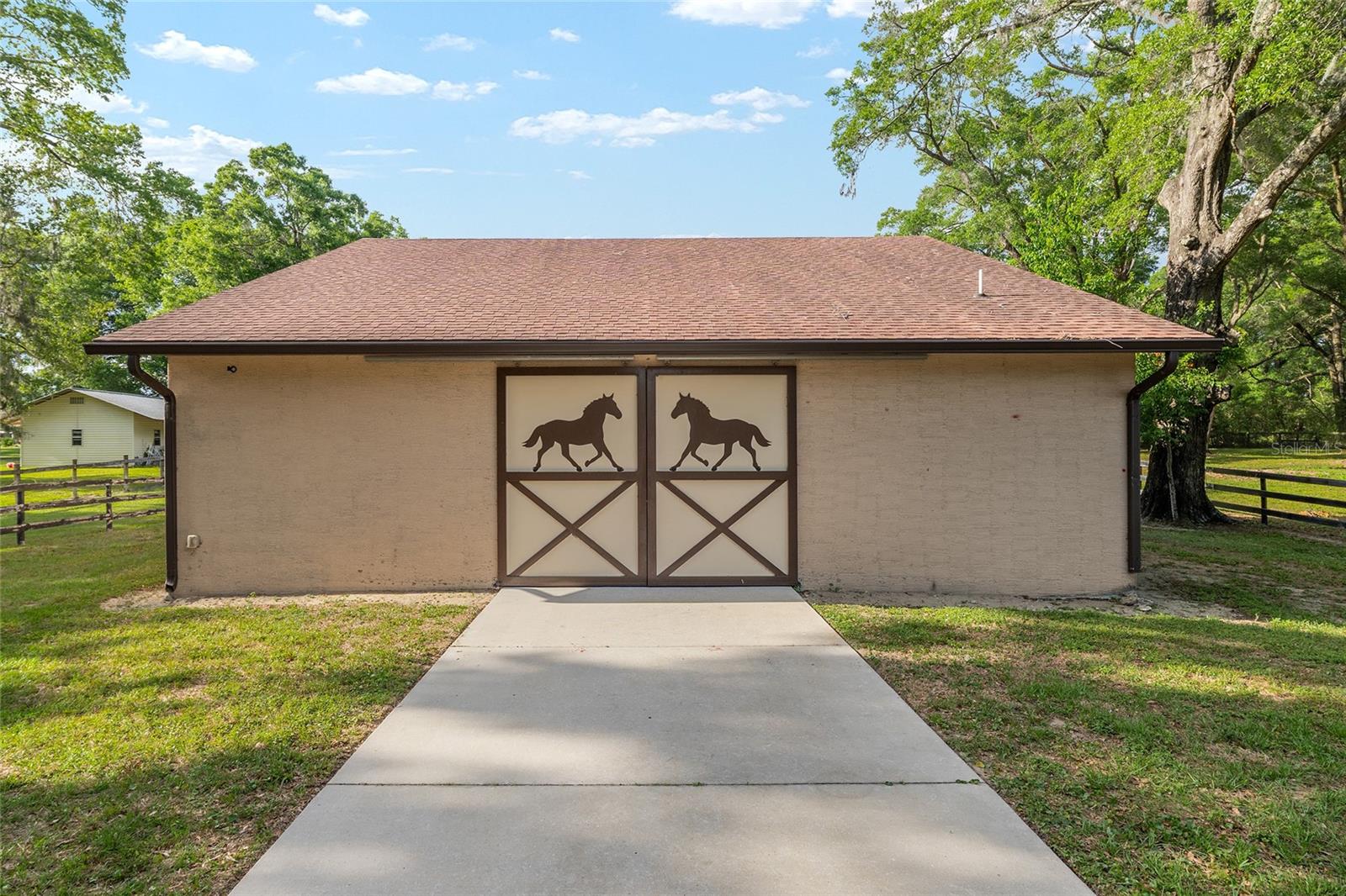 Image 29 of 55 For 8117 41st Place Road