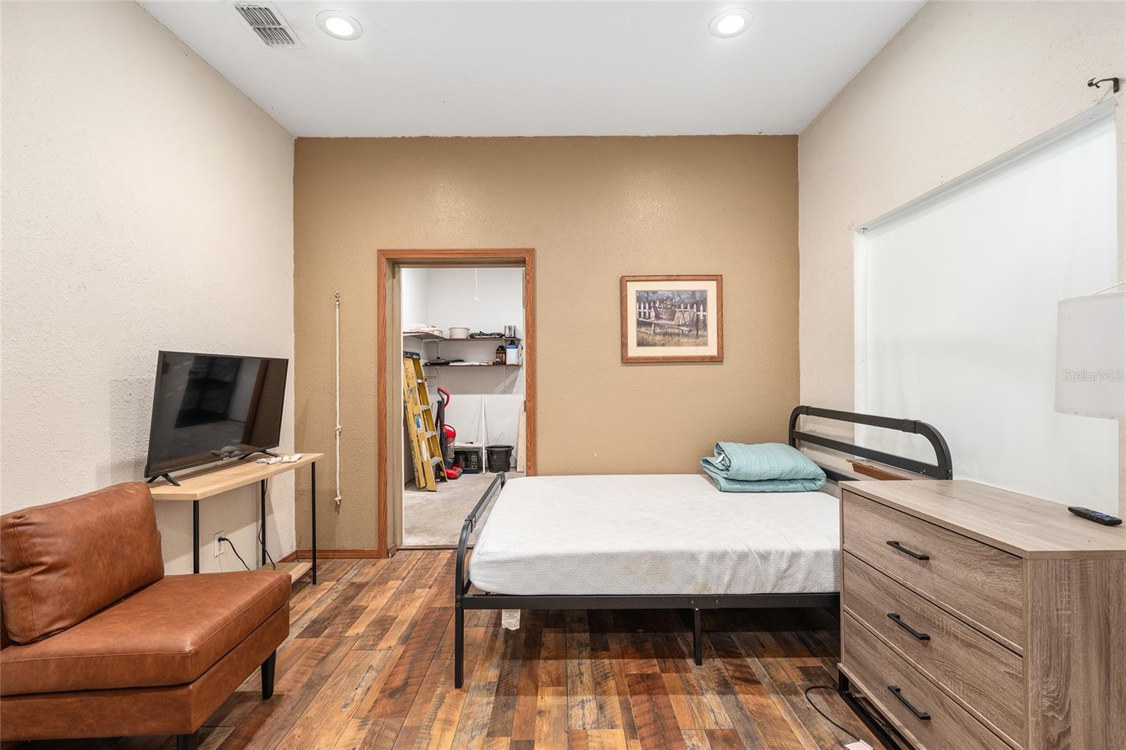 Image 46 of 55 For 8117 41st Place Road