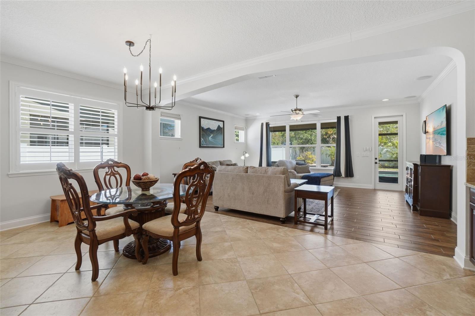 Image 12 of 34 For 10684 Langefield Street