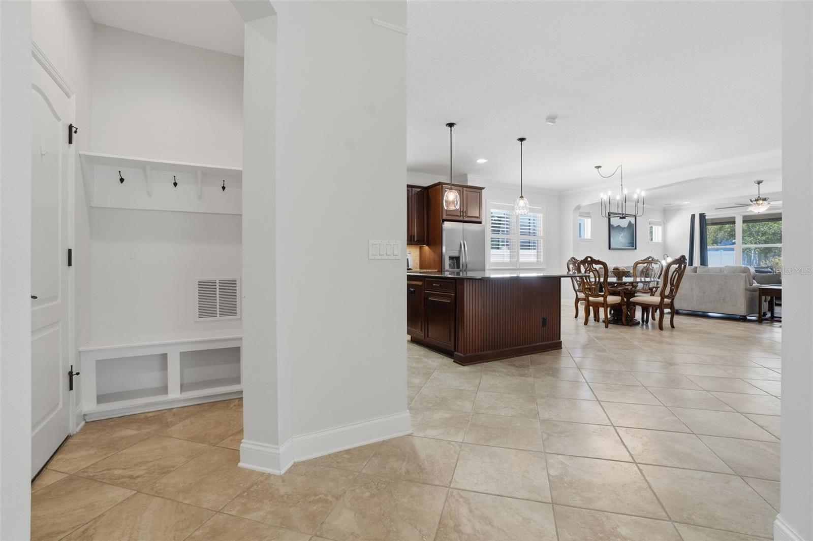 Image 18 of 34 For 10684 Langefield Street