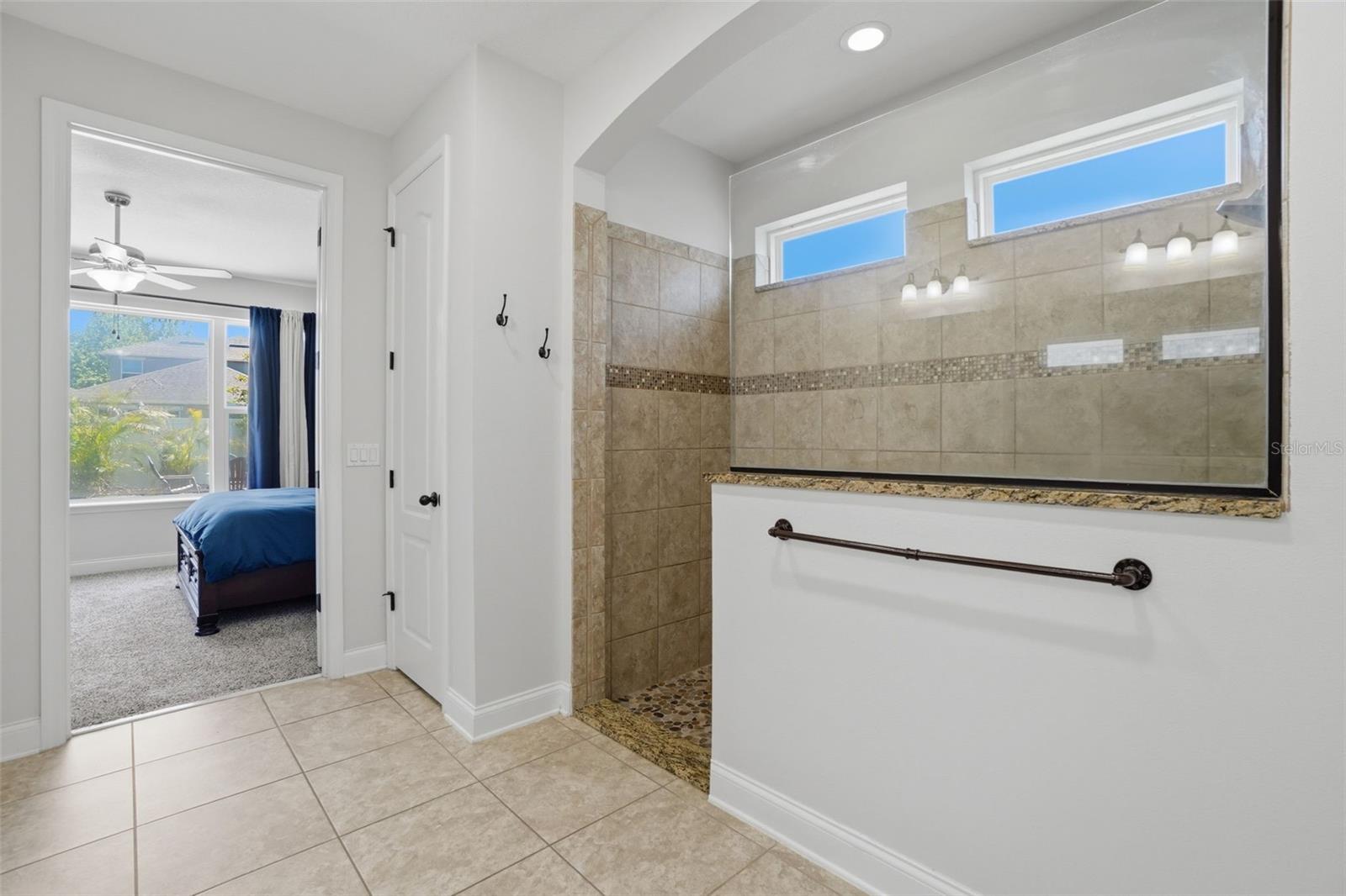 Image 22 of 34 For 10684 Langefield Street