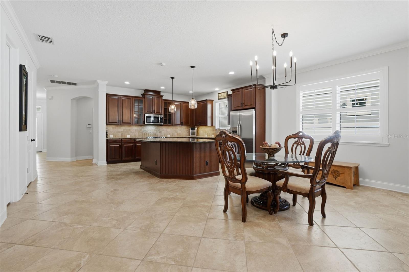 Image 4 of 34 For 10684 Langefield Street