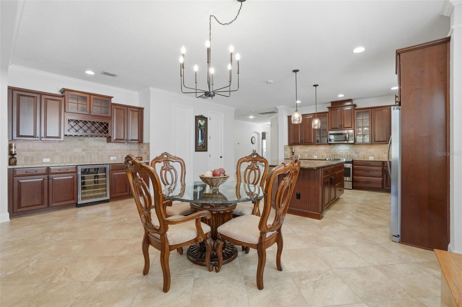 Image 5 of 34 For 10684 Langefield Street