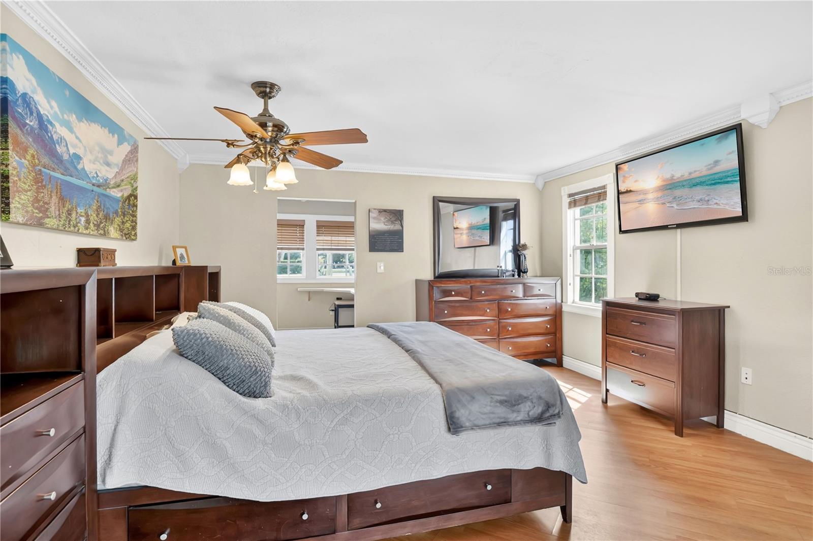 Image 20 of 54 For 619 Gatlin Avenue