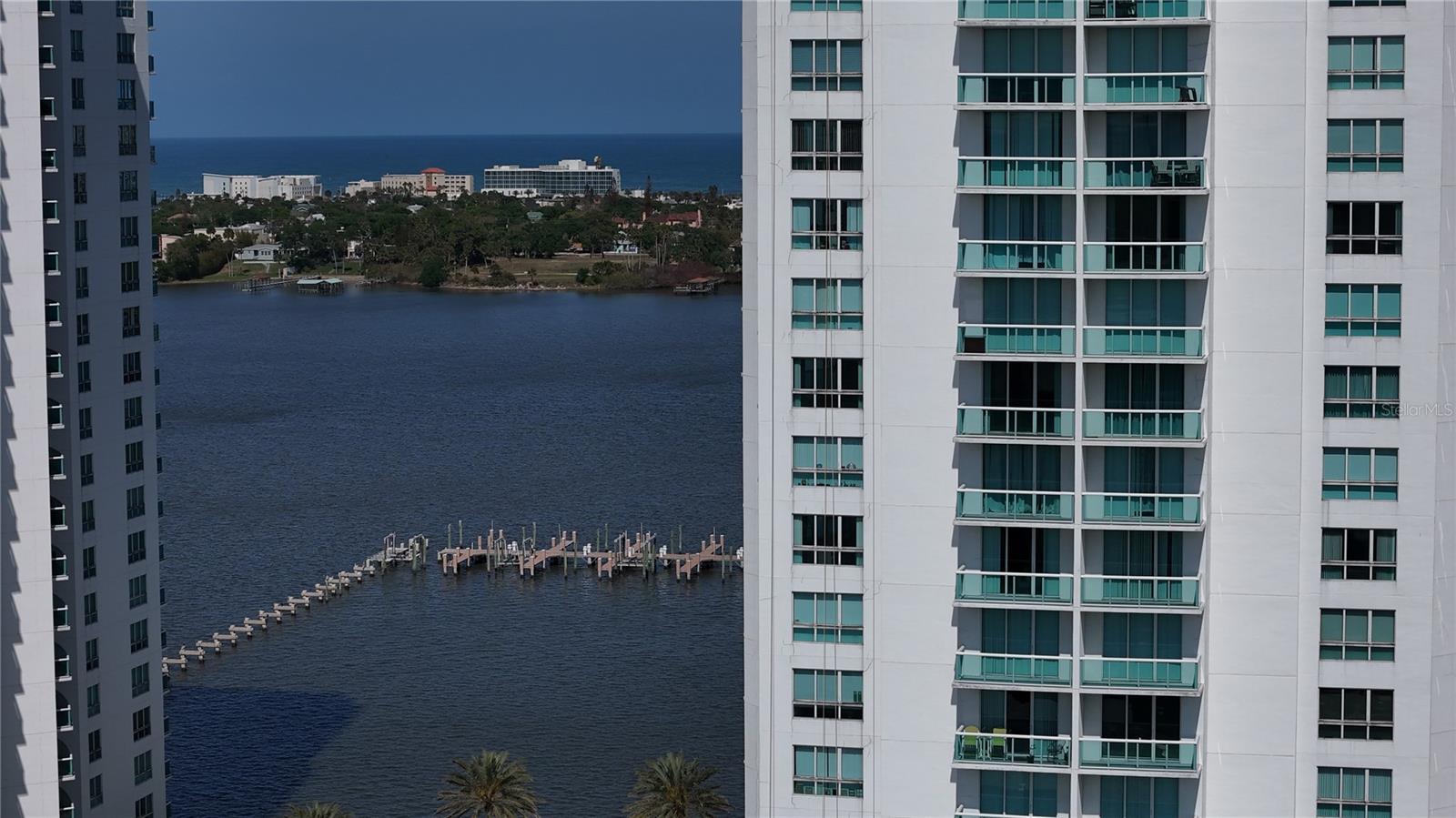 Image 2 of 32 For 231 Riverside Drive 1110