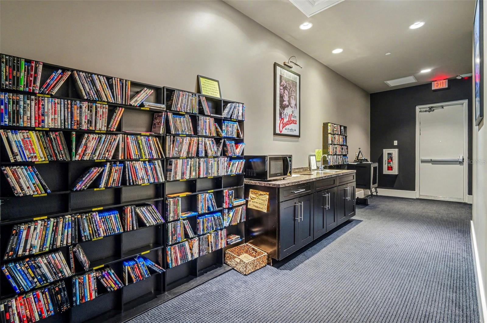 Image 29 of 32 For 231 Riverside Drive 1110