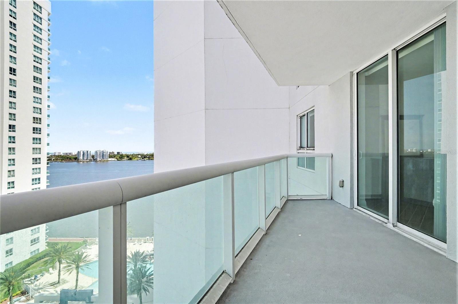 Image 3 of 32 For 231 Riverside Drive 1110