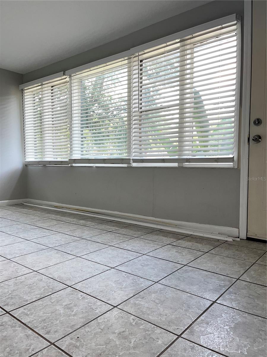 Image 6 of 11 For 625 Citrus Street