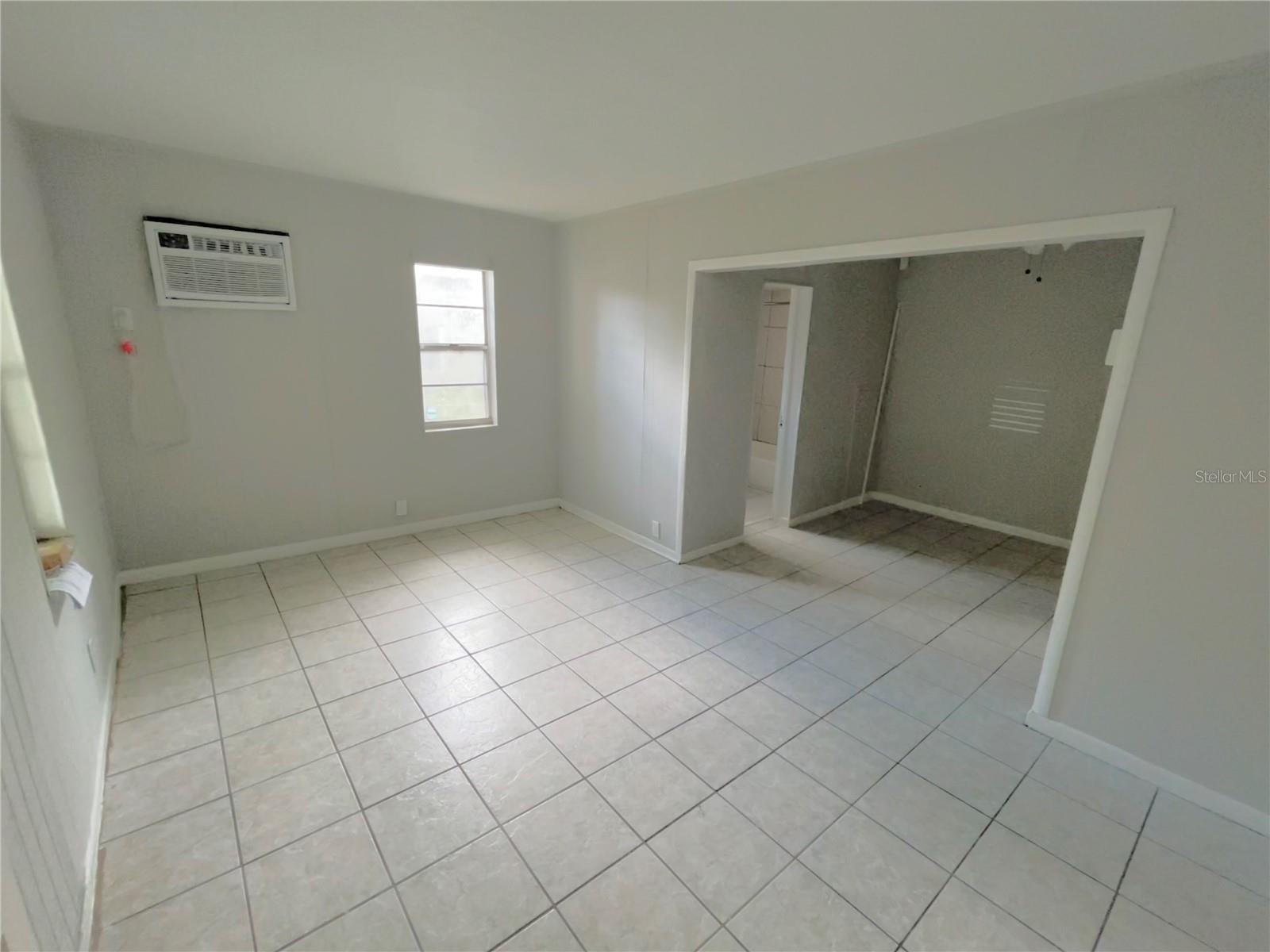 Image 7 of 11 For 625 Citrus Street