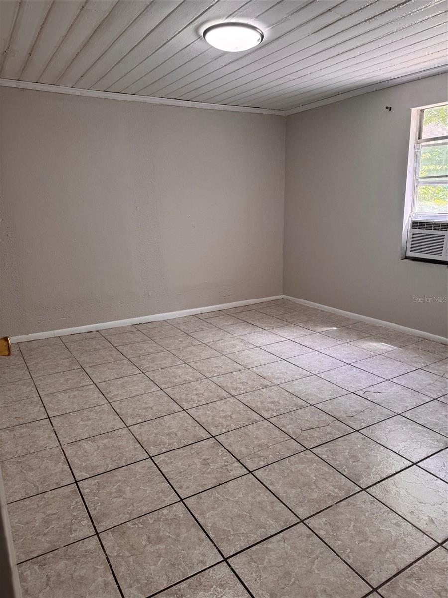 Image 8 of 11 For 625 Citrus Street