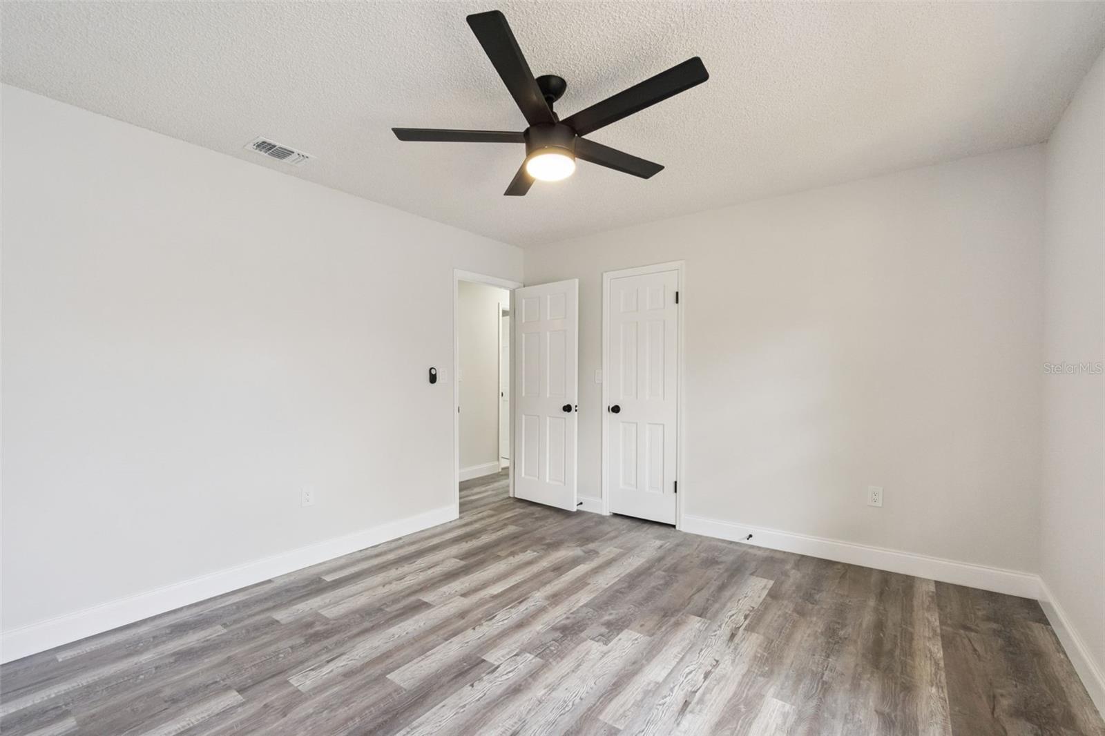 Image 16 of 25 For 2661 Ellen Avenue