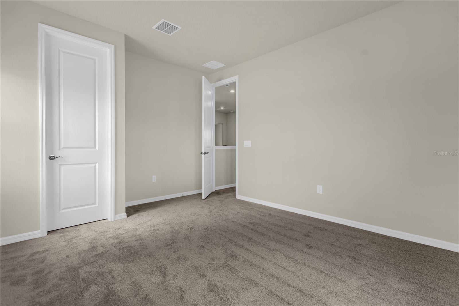 Image 37 of 48 For 10411 Park Estate Avenue