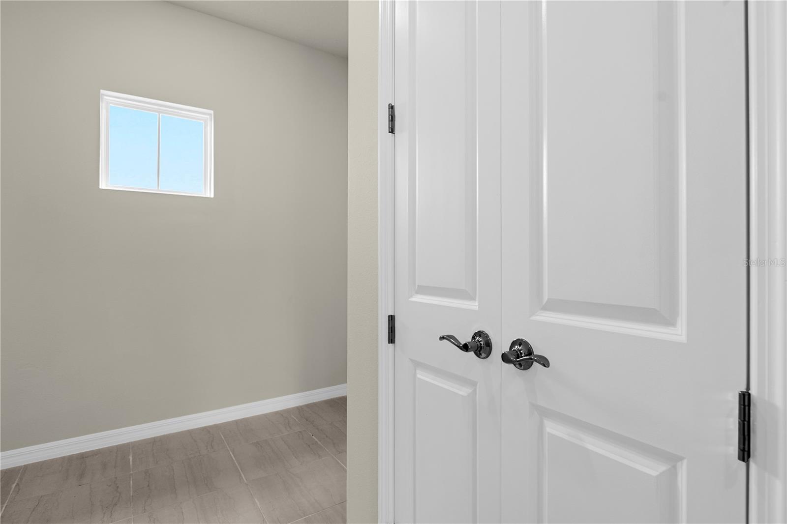 Image 46 of 48 For 10411 Park Estate Avenue