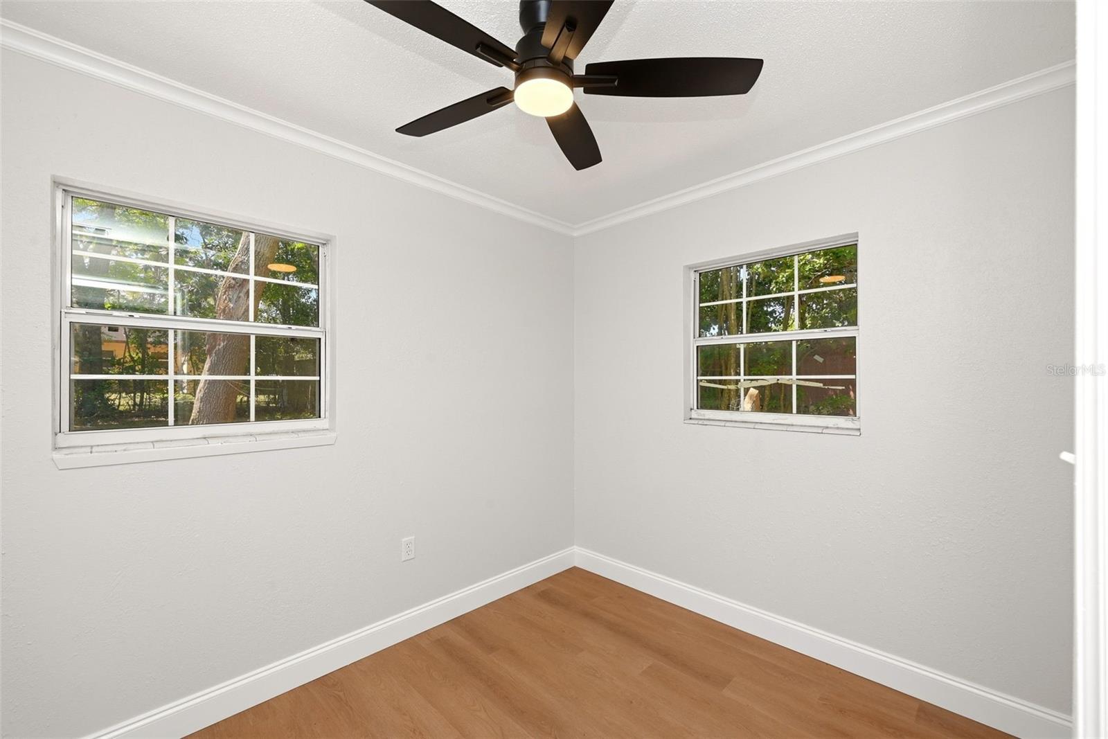 Image 5 of 27 For 2115 Woodland Boulevard