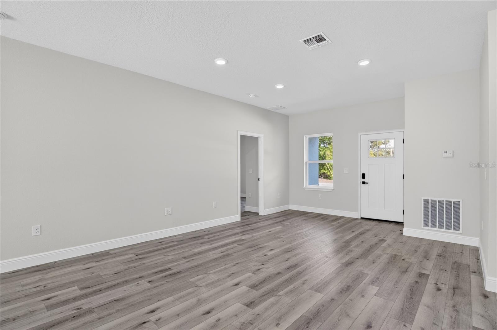 Image 3 of 16 For 8030 Galena Avenue