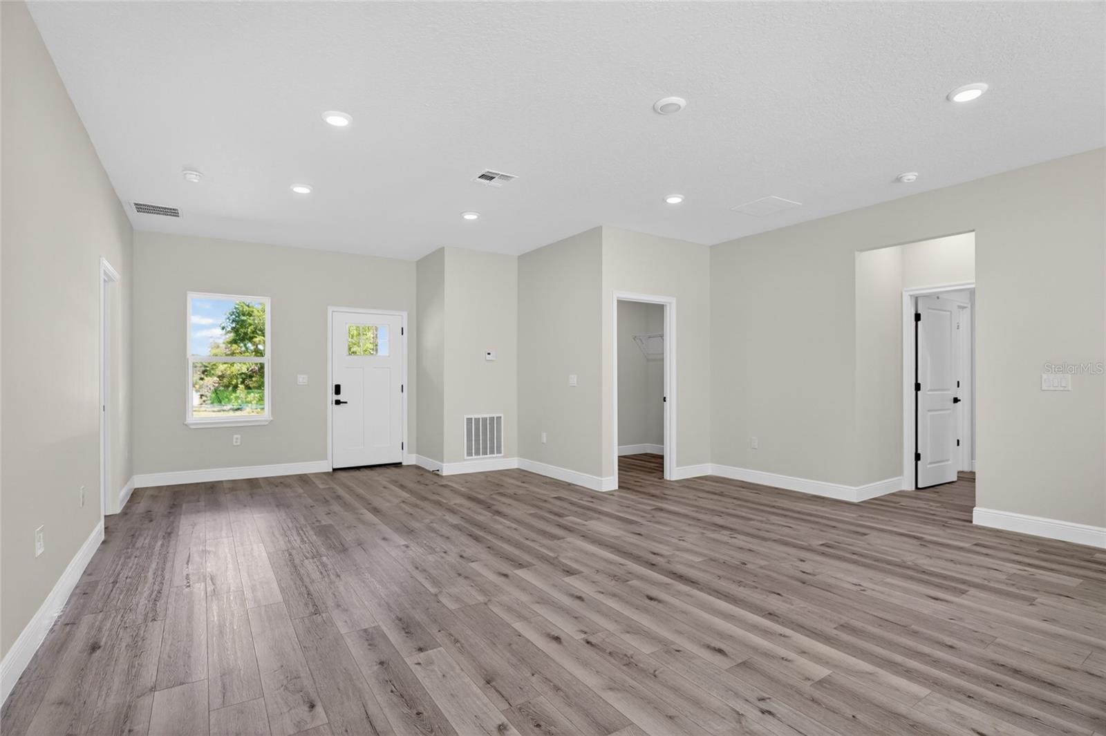 Image 4 of 16 For 8030 Galena Avenue