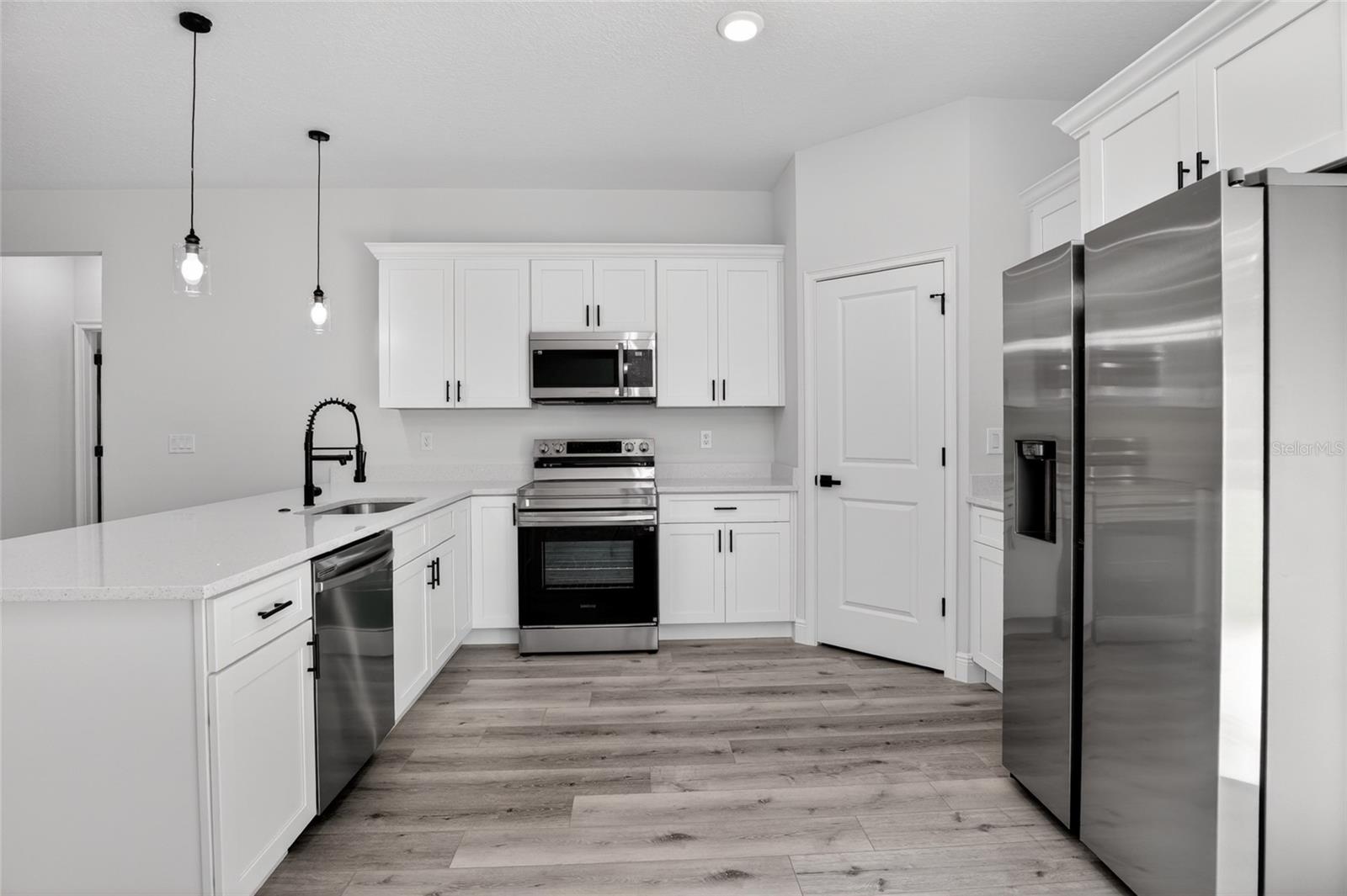 Image 5 of 16 For 8030 Galena Avenue