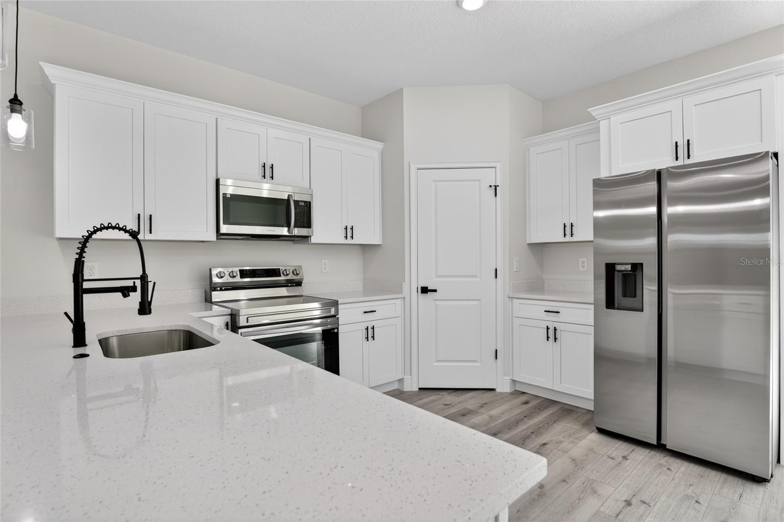 Image 7 of 16 For 8030 Galena Avenue