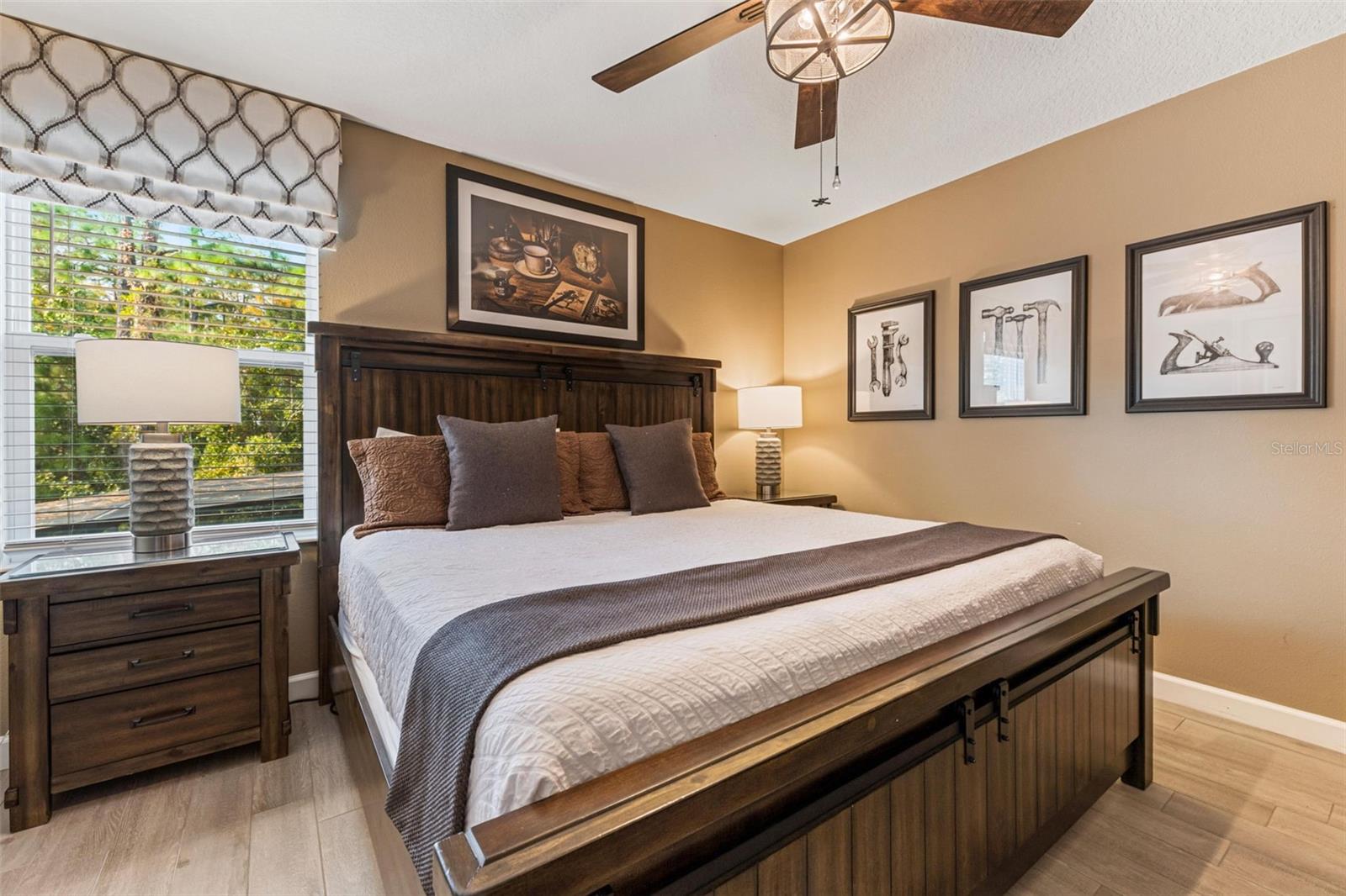 Image 10 of 68 For 2842 Storey Cove Avenue