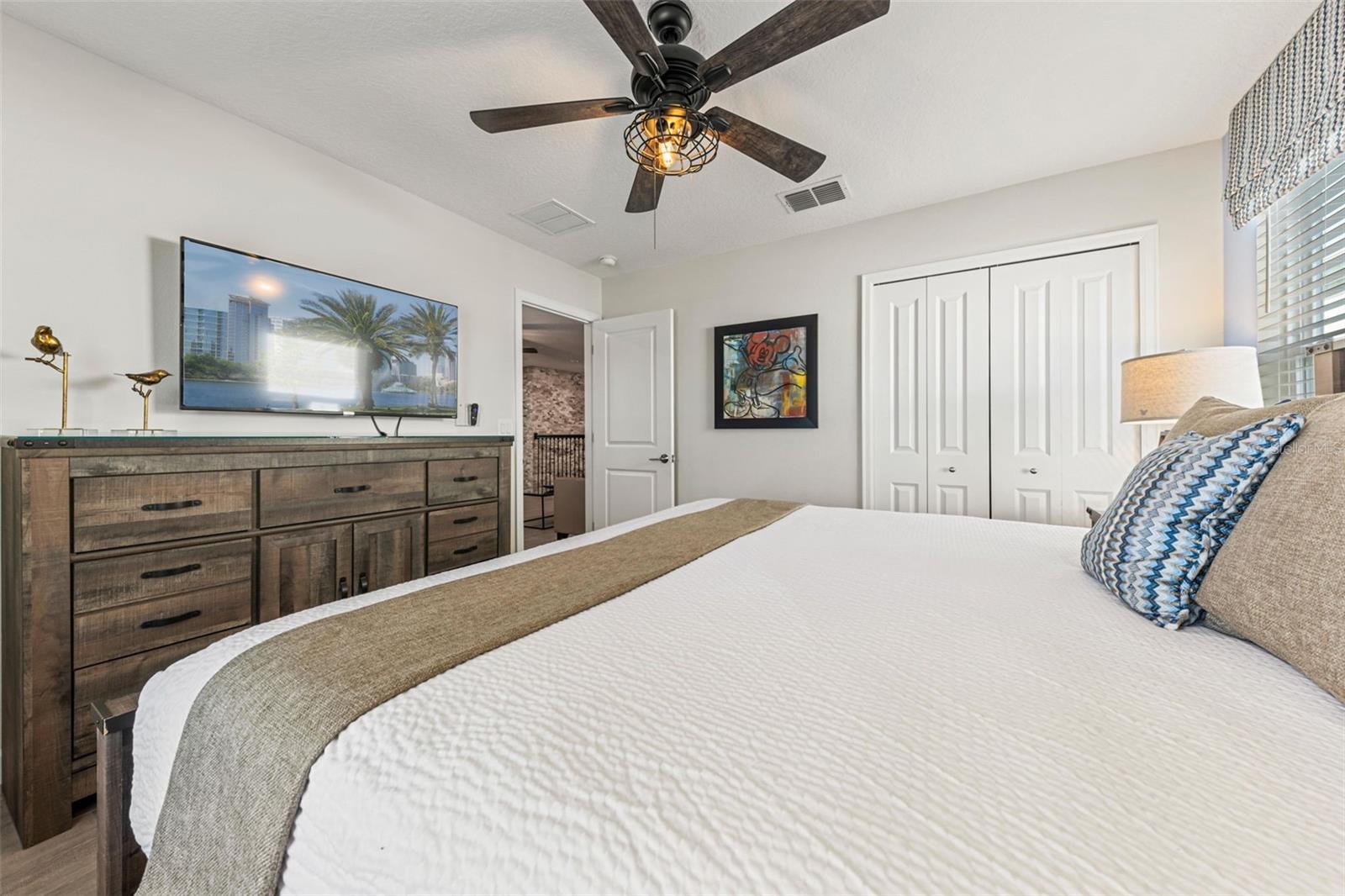 Image 16 of 68 For 2842 Storey Cove Avenue