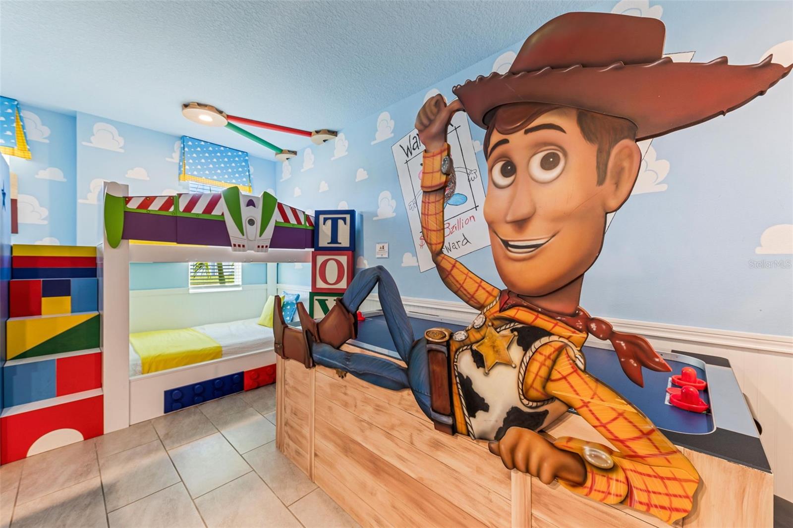 Image 3 of 68 For 2842 Storey Cove Avenue