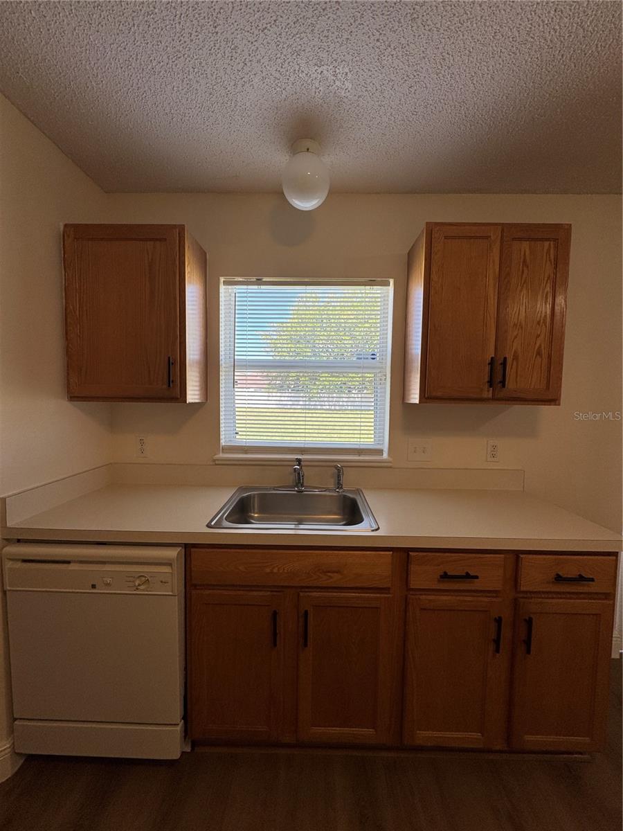 Image 11 of 34 For 11718 Pethrick Drive