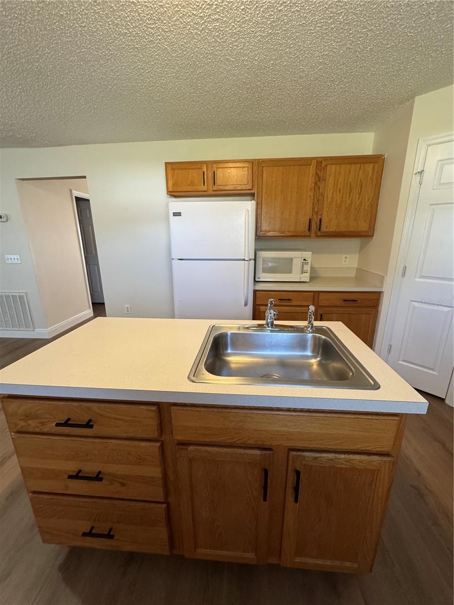 Image 14 of 34 For 11718 Pethrick Drive