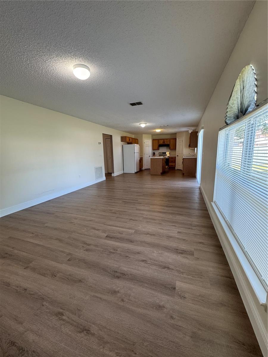 Image 16 of 34 For 11718 Pethrick Drive