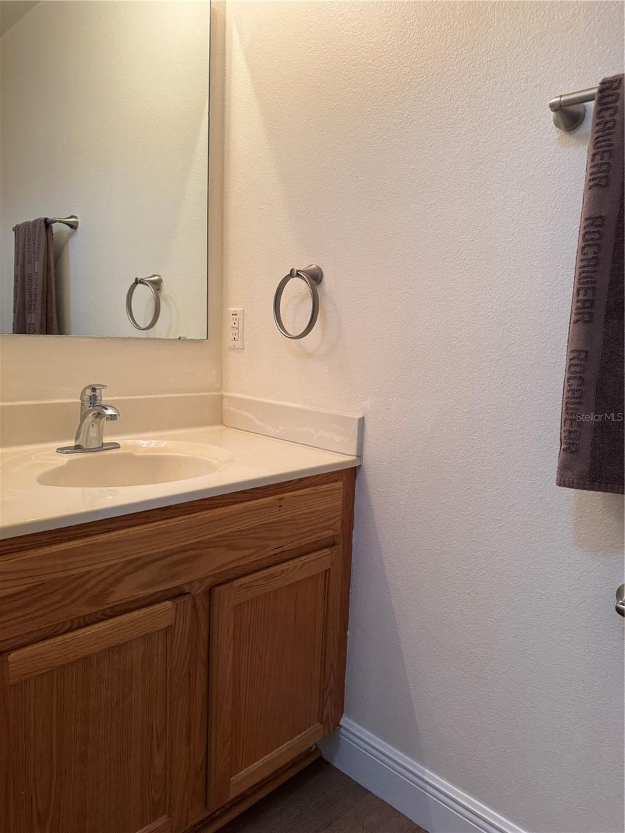 Image 7 of 34 For 11718 Pethrick Drive