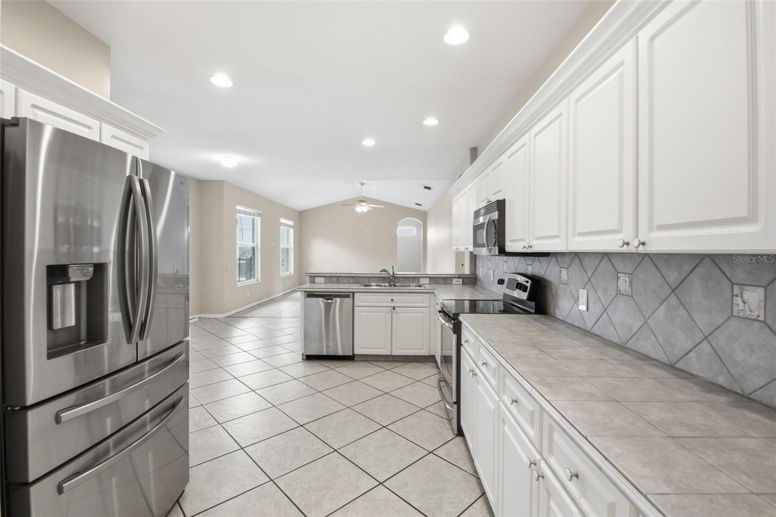 Image 20 of 57 For 16825 Harrierridge Place