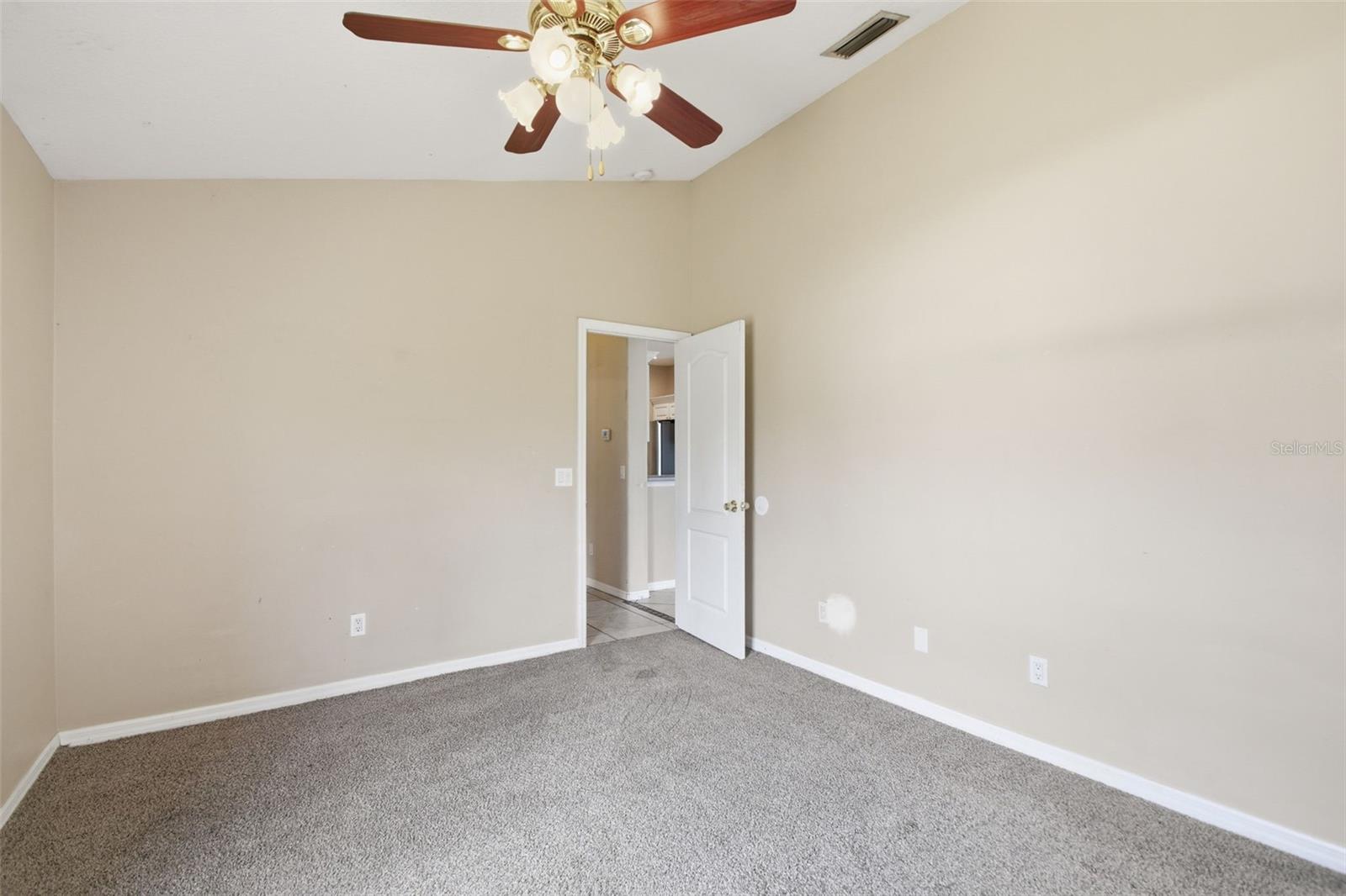 Image 31 of 57 For 16825 Harrierridge Place