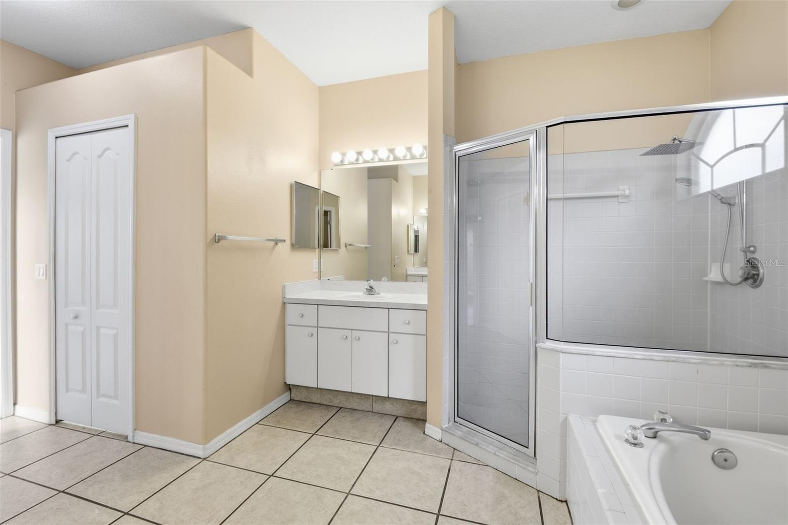 Image 41 of 57 For 16825 Harrierridge Place