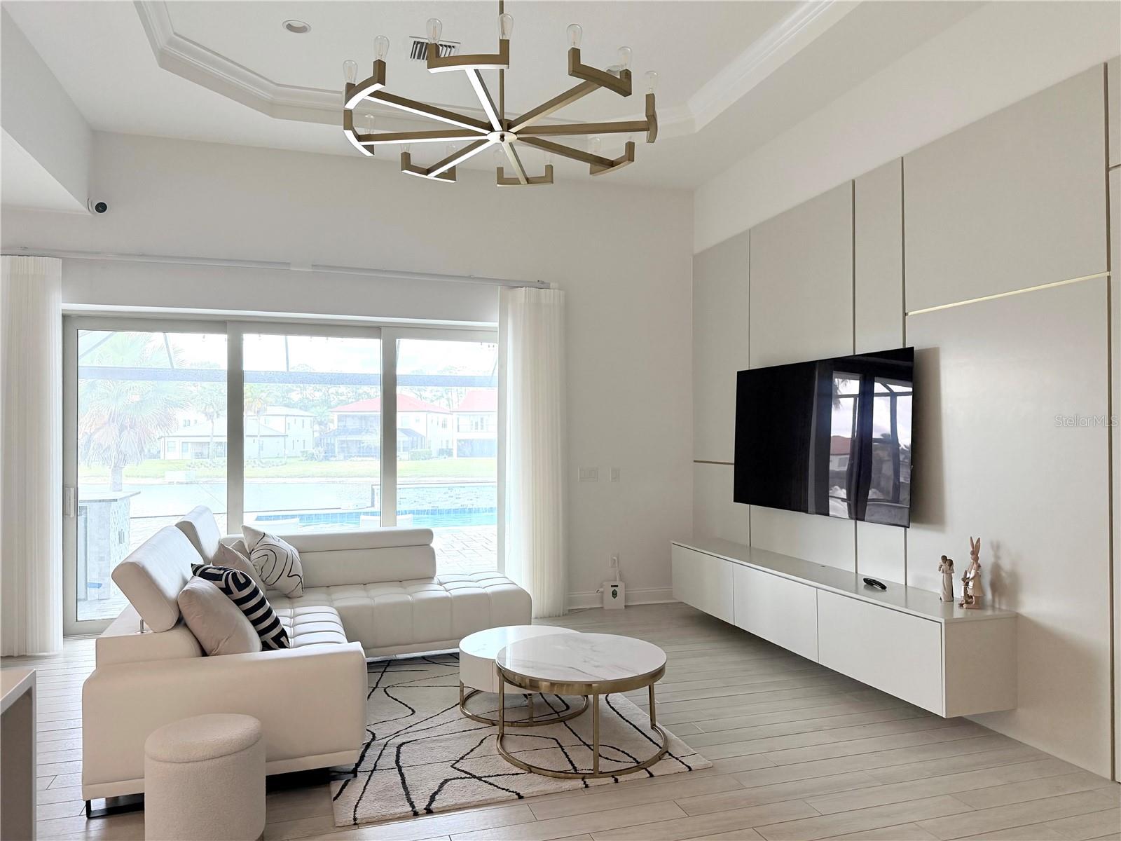 Image 4 of 17 For 10799 Royal Cypress Way