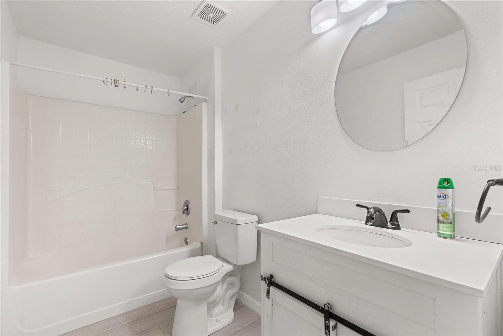 Image 18 of 24 For 3205 Murray Hill Loop