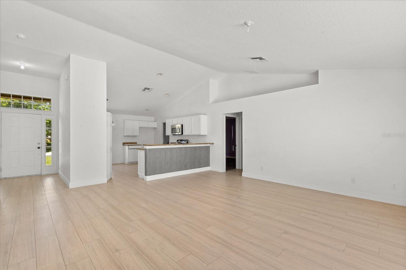 Image 7 of 24 For 3205 Murray Hill Loop