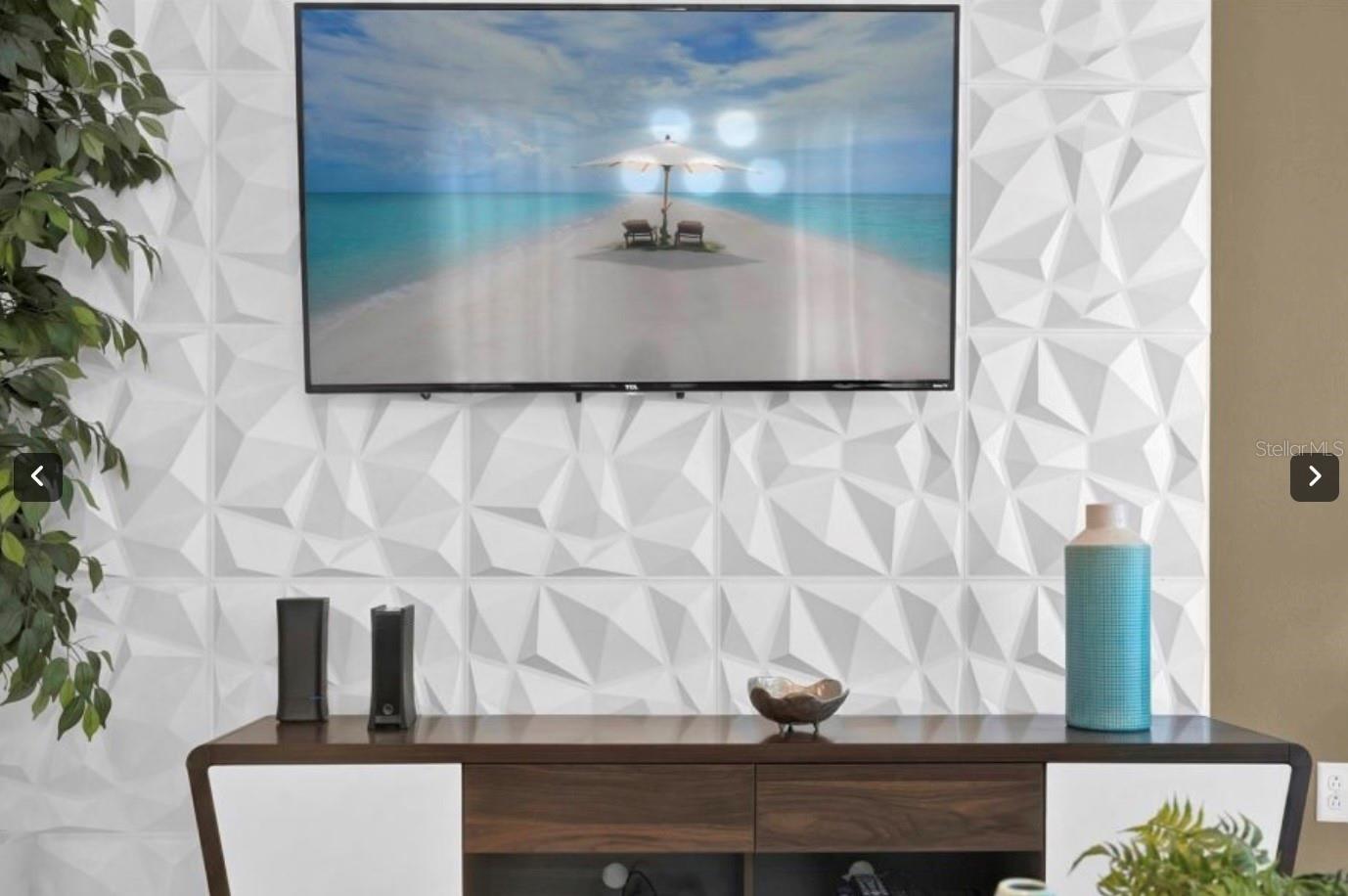 Image 8 of 31 For 1549 Carey Palm Circle