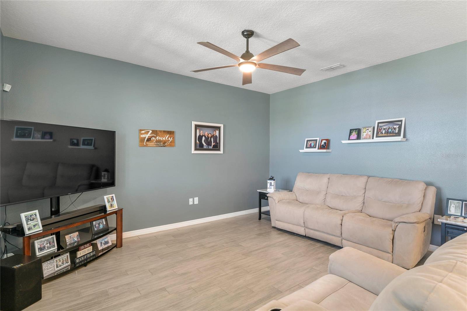 Image 10 of 32 For 3012 Eckerson Way