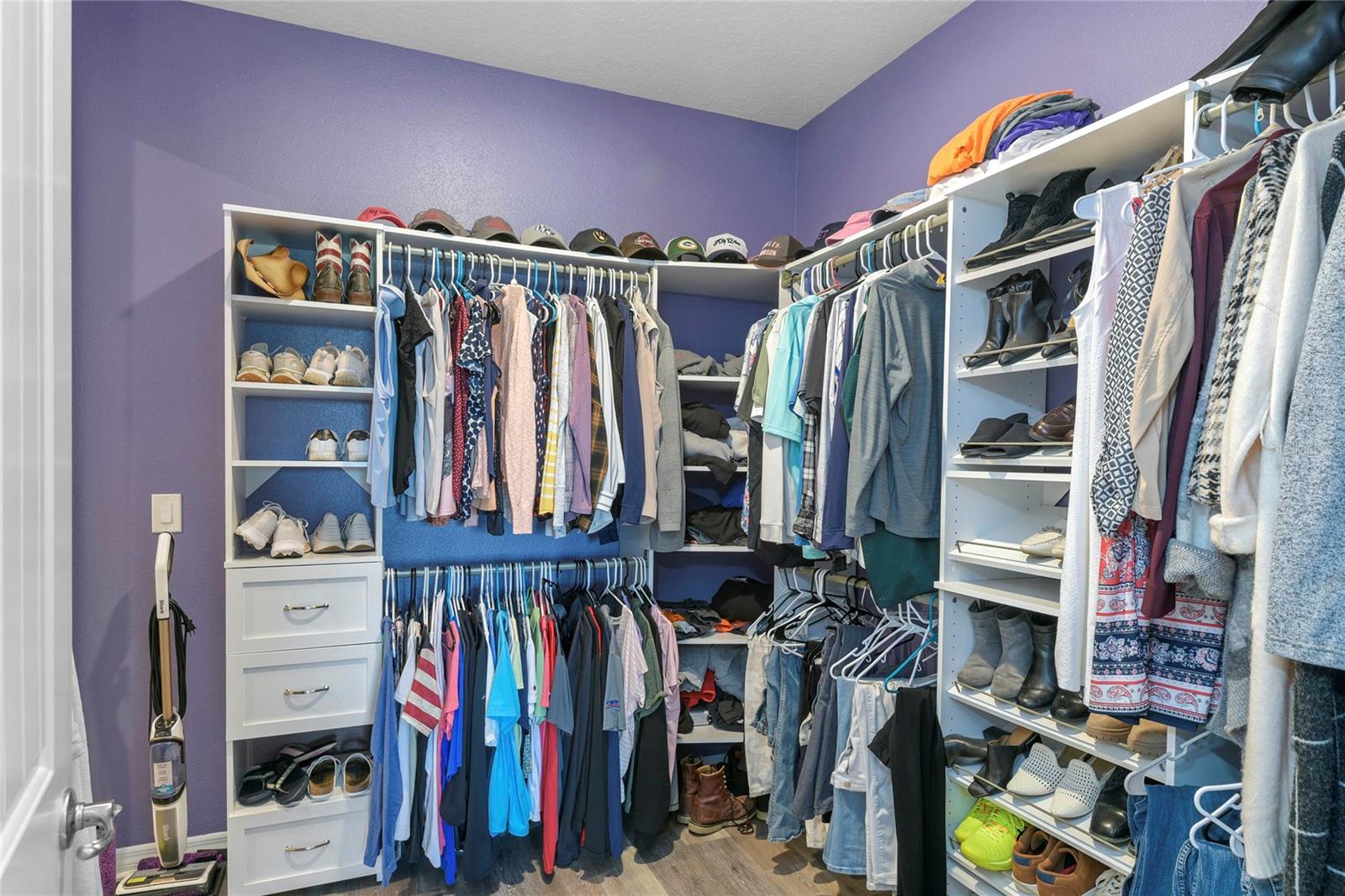 Image 22 of 32 For 3012 Eckerson Way