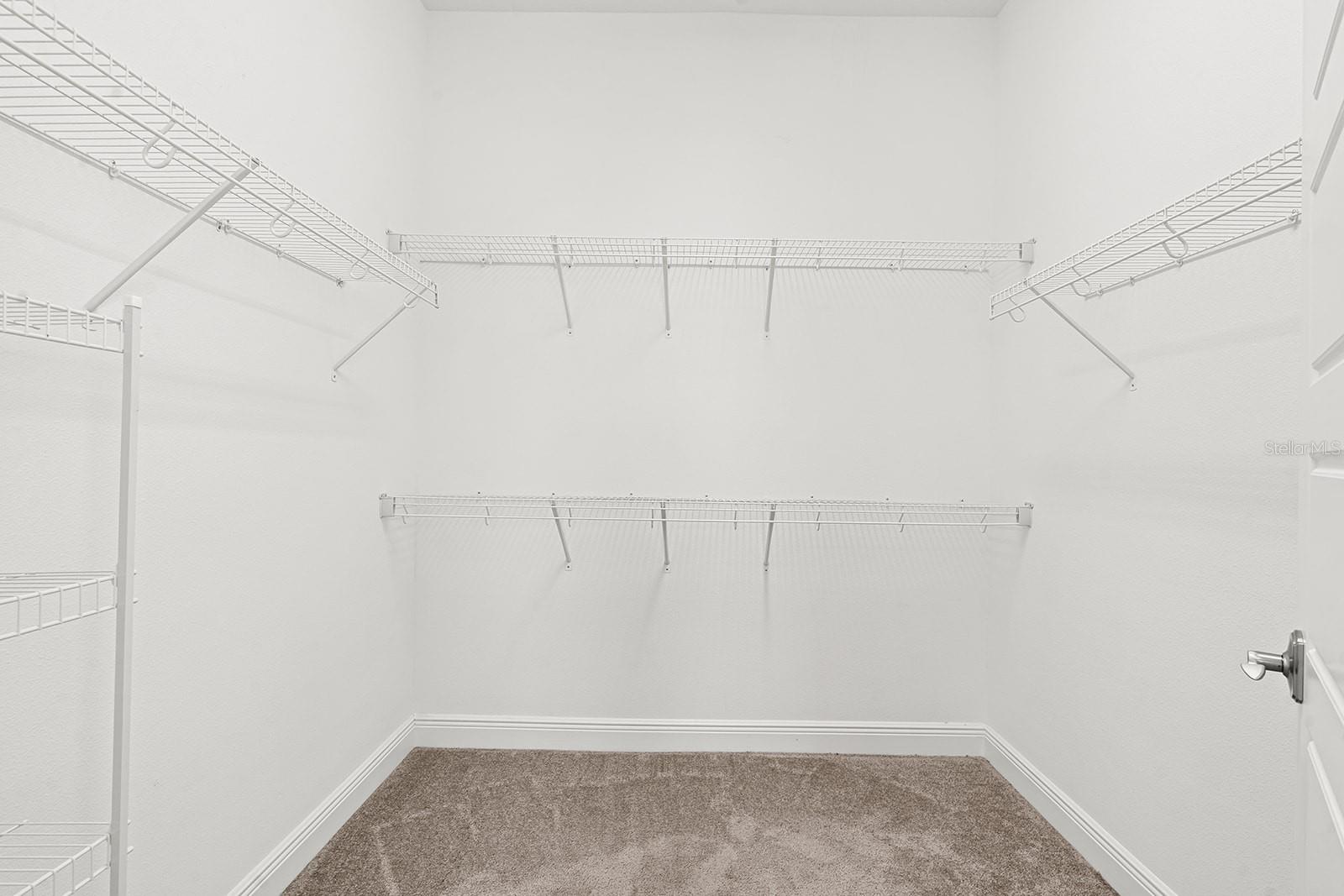 Image 15 of 35 For 9497 Mere Parkway