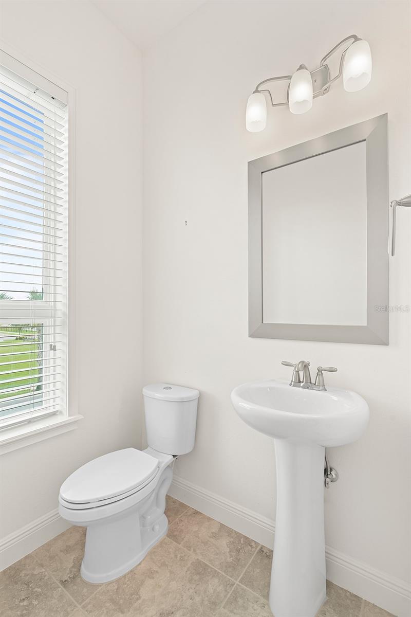 Image 21 of 35 For 9497 Mere Parkway