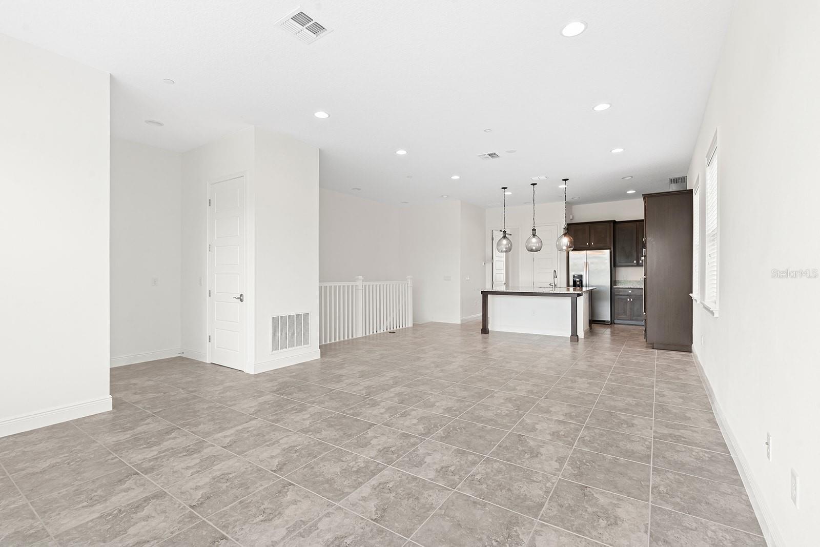 Image 9 of 35 For 9497 Mere Parkway