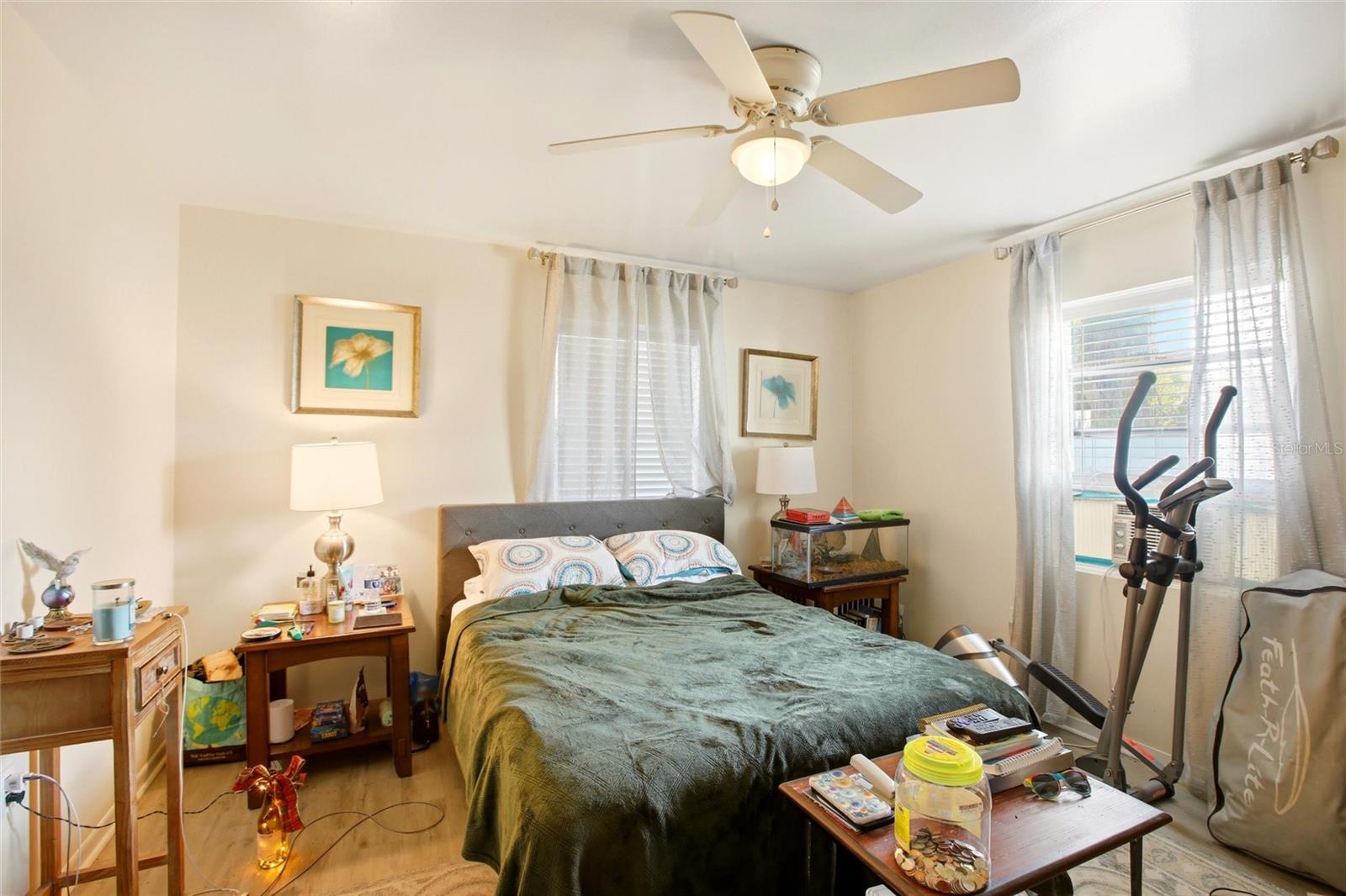 Image 12 of 32 For 5936 Albert Place