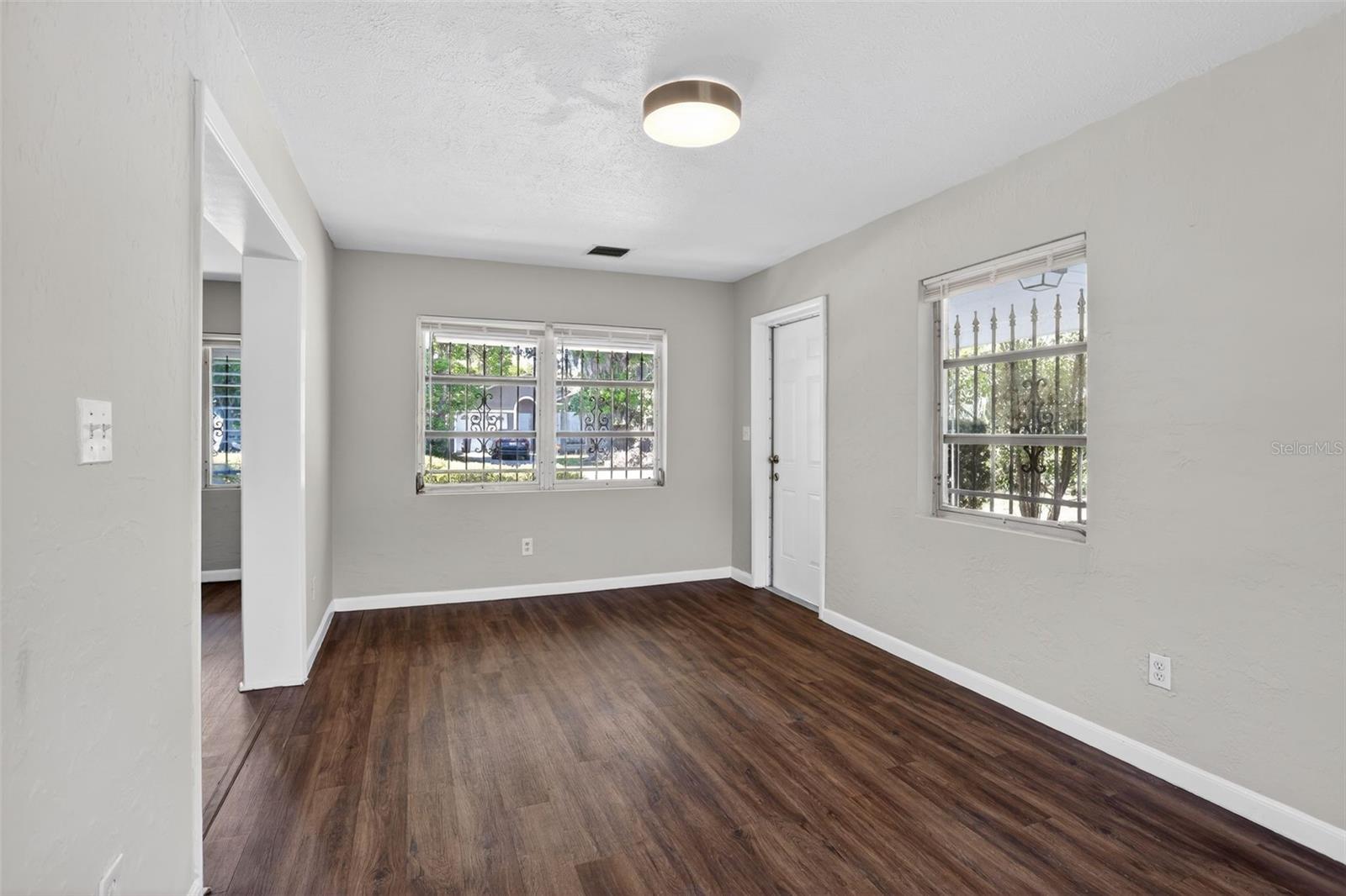 Image 8 of 15 For 1180 Merritt Street