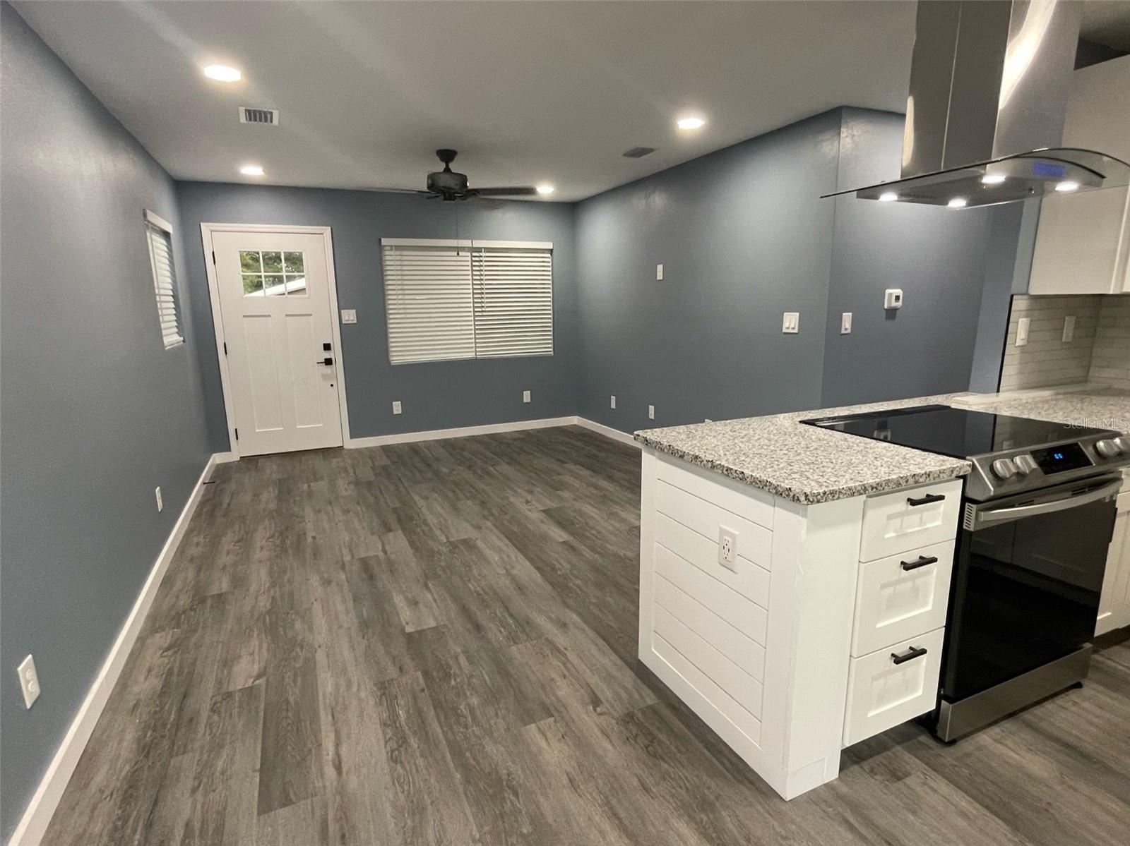 Image 6 of 25 For 1505 19th Court